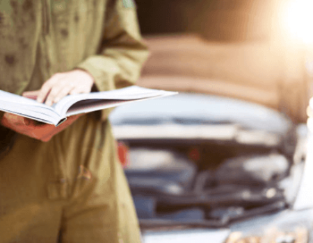 La importancia del libro de mantenimiento de tu coche